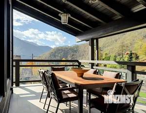 Дом 360м², 3-этажный, участок 10 сот.  