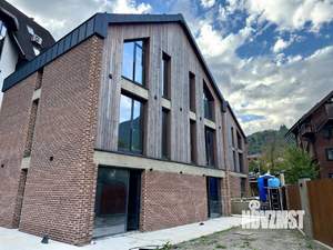 Дом 300м², 3-этажный, участок 5 сот.  