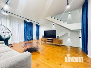 Таунхаус 130м&sup2;, 3-этажный, участок 2 сот.  