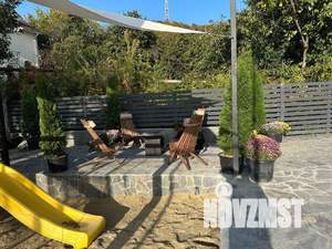 Дом 300м&sup2;, 2-этажный, участок 5 сот.  