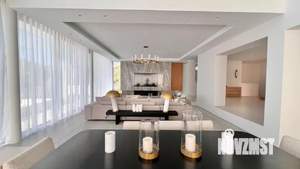 Коттедж 239м², 3-этажный, участок 3 сот.  