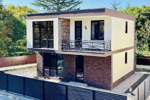 Дом 140м², 2-этажный, участок 3 сот.  