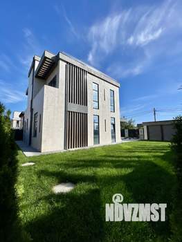 Коттедж 320м², 2-этажный, участок 7 сот.  