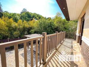 Дом 200м², 2-этажный, участок 6 сот.  