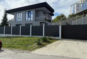 Дом 166м², 2-этажный, участок 0 сот.  