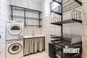 Дом 390м², 3-этажный, участок 20 сот.  
