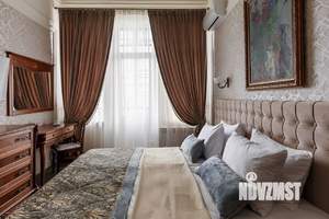 Дом 249м², 2-этажный, участок 7 сот.  