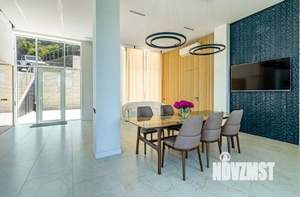 Дом 320м², 2-этажный, участок 10 сот.  