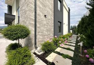 Дом 200м², 2-этажный, участок 5 сот.  