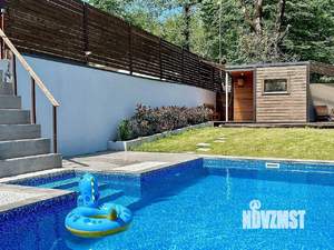 Дом 200м&sup2;, 2-этажный, участок 10 сот.  