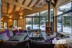 Дом 230м², 2-этажный, участок 11 сот.  