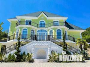 Дом 430м², 2-этажный, участок 36 сот.  