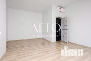 Коттедж 160м², 2-этажный, участок 5 сот.  