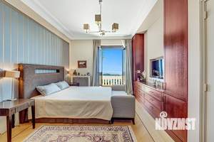 Дом 380м², 3-этажный, участок 16 сот.  