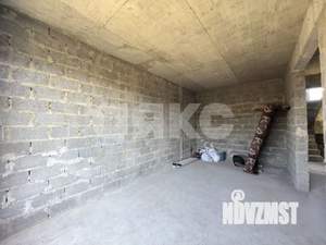 Дом 220м², 2-этажный, участок 5 сот.  