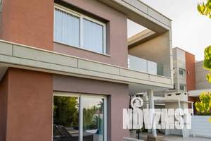 Дом 160м², 2-этажный, участок 5 сот.  