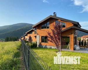 Дом 370м², 2-этажный, участок 11 сот.  