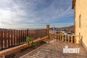 Дом 160м², 2-этажный, участок 4 сот.  