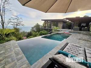 Дом 200м², 2-этажный, участок 10 сот.  