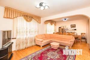 Дом 140м², 2-этажный, участок 4 сот.  
