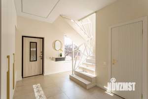 Дом 165м², 2-этажный, участок 4 сот.  