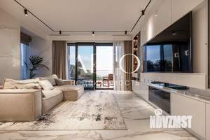 Дом 340м², 3-этажный, участок 12 сот.  