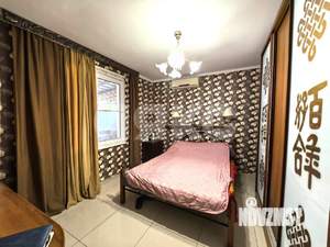Дом 220м², 2-этажный, участок 3 сот.  