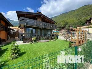 Дом 289м², 3-этажный, участок 6 сот.  