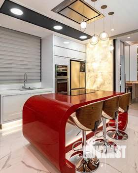 Коттедж 278м², 2-этажный, участок 6 сот.  