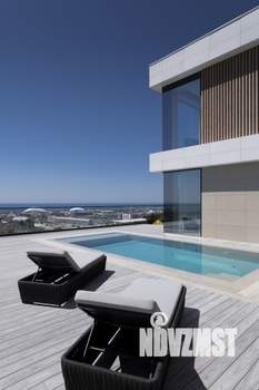 Дом 310м², 2-этажный, участок 7 сот.  