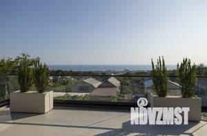 Дом 285м², 2-этажный, участок 6 сот.  