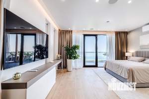 Коттедж 400м², 2-этажный, участок 20 сот.  