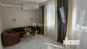 Дом 175м², 3-этажный, участок 3 сот.  