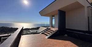 Дом 400м², 3-этажный, участок 7 сот.  