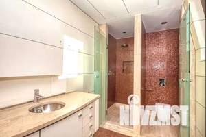 Дом 600м², 3-этажный, участок 11 сот.  