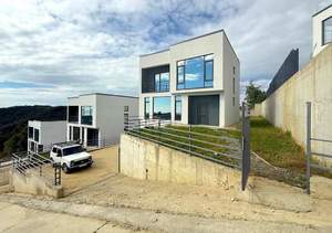 Дом 177м², 2-этажный, участок 0 сот.  