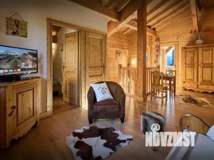 Дом 155м², 2-этажный, участок 7 сот.  