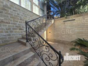 Дом 170м&sup2;, 2-этажный, участок 4 сот.  