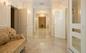 Дом 550м², 3-этажный, участок 15 сот.  