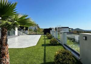 Дом 300м², 3-этажный, участок 5 сот.  