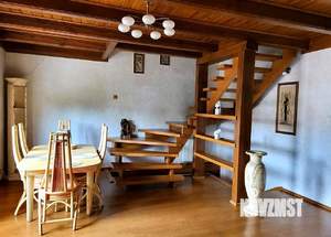 Коттедж 240м², 2-этажный, участок 15 сот.  