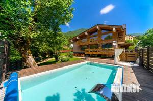 Дом 500м², 3-этажный, участок 12 сот.  