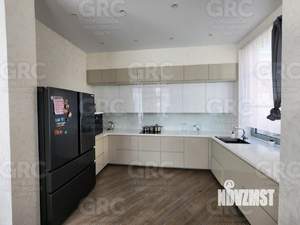Дом 350м², 2-этажный, участок 7 сот.  