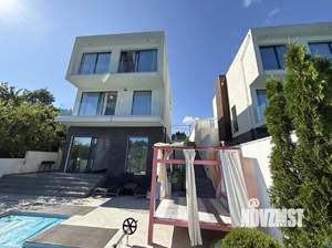 Дом 250м², 3-этажный, участок 7 сот.  