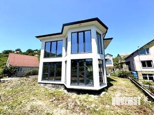 Коттедж 220м&sup2;, 2-этажный, участок 5 сот.  