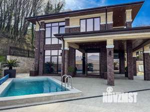 Дом 235м², 2-этажный, участок 4 сот.  