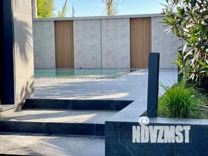 Дом 300м&sup2;, 2-этажный, участок 11 сот.  