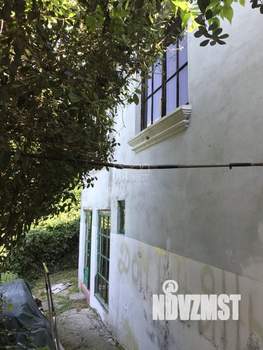 Дом 60м², 2-этажный, участок 6 сот.  