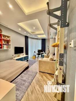 Дом 640м², 3-этажный, участок 21 сот.  