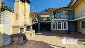 Дом 400м², 3-этажный, участок 16 сот.  